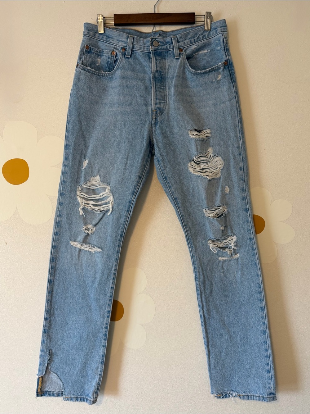 Vintage Levi’s Premium 501 Buttonfly Light Wash Distressed Denim Size 30